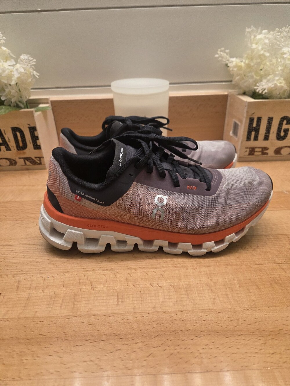 On Cloudflow 4 running Shoes Quartz/Flame Women's Size 7.5